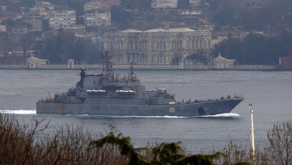 The Russian Navy's landing ship Alexander Otrakovsky sails in the Bosphorus, on its way to the Mediterranean Sea, in Istanbul, Turkey February 18, 2016 The Russian Navy's landing ship Alexander Otrakovsky sails in the Bosphorus, on its way to the Mediterranean Sea, in Istanbul, Turkey February 18, 2016 - Sputnik International