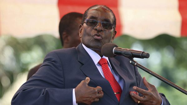 Zimbabwe's President Robert Mugabe addresses the ZANU-PF party's top decision-making body, the Politburo, in the capital Harare, in this February 10, 2016 file photo - Sputnik International