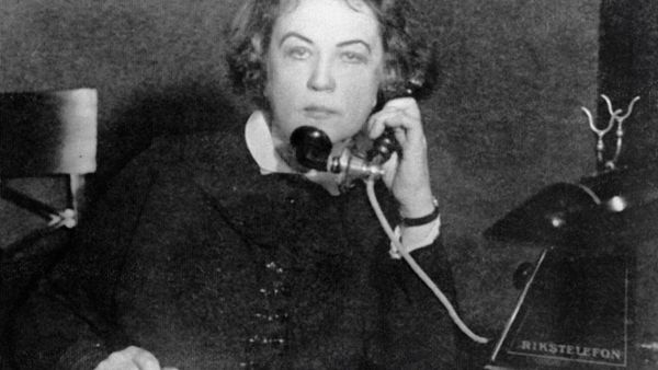 Soviet diplomat Alexandra Kollontai (1872-1952) at a Soviet embassy Soviet diplomat Alexandra Kollontai (1872-1952) at a Soviet embassy - Sputnik International