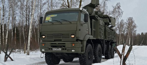 The Pantsir-S1 short-to-medium range gun-missile system on the march - Sputnik International