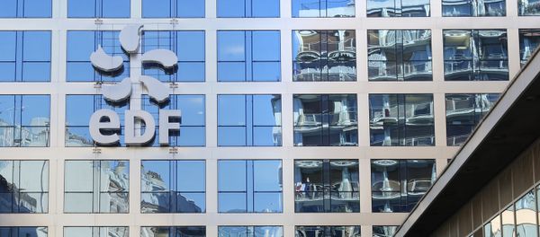The logo of France's state-owned electricity company EDF is seen on the company's headquarters in Paris, France, February 16, 2016 The logo of France's state-owned electricity company EDF is seen on the company's headquarters in Paris, France, February 16, 2016 - Sputnik International