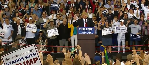 Trump ‘Didn’t Know it Was a Problem’ To Have Supporters Do Hitler Salute Trump ‘Didn’t Know it Was a Problem’ To Have Supporters Do Hitler Salute - Sputnik International