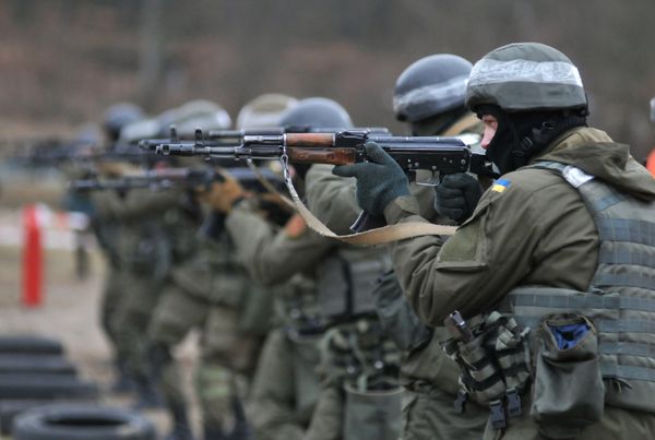 Ukraine's National Guard soldiers during combat training developed by NATO at a training ground in the Zolochevsky District, Lviv Region. Ukraine's National Guard soldiers during combat training developed by NATO at a training ground in the Zolochevsky District, Lviv Region. - Sputnik International