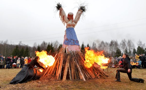 Spring In, Winter Out: Maslenitsa 2016 Celebrations - Sputnik International