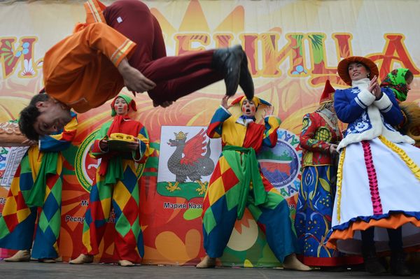 Spring In, Winter Out: Maslenitsa 2016 Celebrations - Sputnik International