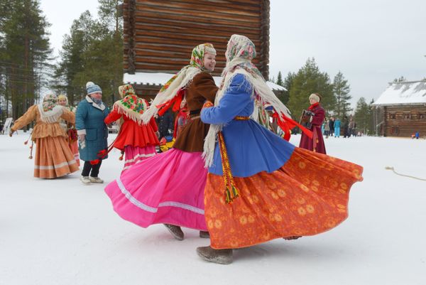 Spring In, Winter Out: Maslenitsa 2016 Celebrations - Sputnik International