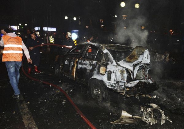 Terrorist Car Bomb Attack on Central Ankara Shreds Public Square - Sputnik International