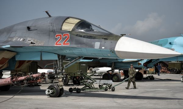 Su-34 multifunctional strike bomber at the Hmeimim airbase in the Latakia Governorate of Syria Su-34 multifunctional strike bomber at the Hmeimim airbase in the Latakia Governorate of Syria - Sputnik International