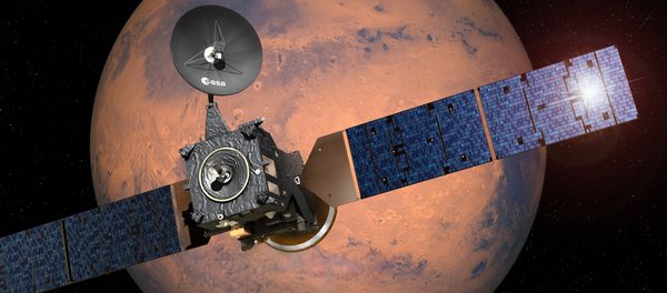 This image provided by the European Space Agency, ESA, shows an artist·s impression depicting the separation of the ExoMars 2016 entry, descent and landing demonstrator module, named Schiaparelli, from the Trace Gas Orbiter, and heading for Mars This image provided by the European Space Agency, ESA, shows an artist·s impression depicting the separation of the ExoMars 2016 entry, descent and landing demonstrator module, named Schiaparelli, from the Trace Gas Orbiter, and heading for Mars - Sputnik International