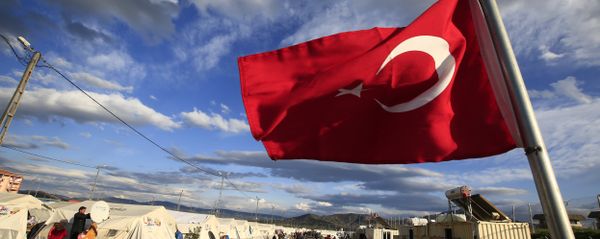 Turkish flag flies at the refugee camp for Syrian refugees in Islahiye, Gaziantep province, southeastern Turkey,Wednesday, March 16, 2016 - Sputnik International