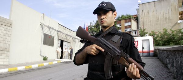 Turkish police stands guard outside of Bilgi University in Istanbul, Turkey (File) Turkish police stands guard outside of Bilgi University in Istanbul, Turkey (File) - Sputnik International