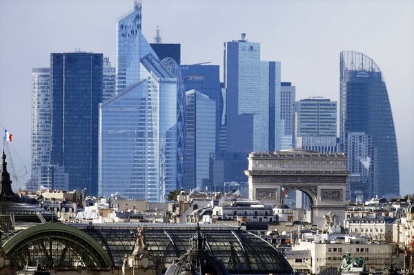 The skyline of the La Defense business district near Paris, France, is seen in this general view file picture taken on January 14, 2016. The skyline of the La Defense business district near Paris, France, is seen in this general view file picture taken on January 14, 2016. - Sputnik International