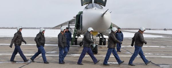 Three Su-24M bombers return to Chelyabinsk Region from Khmeimim Air Base - Sputnik International