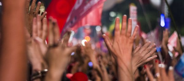 People demonstrate in support of Brazil's President Dilma Rousseff's appointment of Brazil's former President Luiz Inacio Lula da Silva as her chief of staff, at Paulista avenue in Sao Paulo, Brazil - Sputnik International