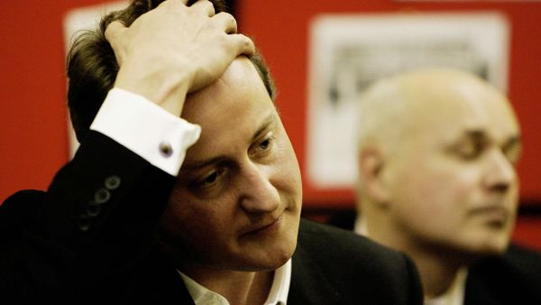 David Cameron (L) and Iain Duncan Smith attend a meeting. David Cameron (L) and Iain Duncan Smith attend a meeting. - Sputnik International