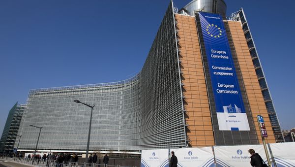 The European Commission headquarters is seen in Brussels, Belgium in this March 17, 2016 file photo - Sputnik International