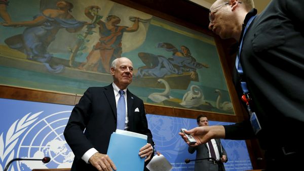 U.N. mediator for Syria, Staffan de Mistura (L) talks with Reuters journalist Tom Miles after a news conference at the end of the Syria peace talks at the United Nations in Geneva, Switzerland, March 24, 2016 U.N. mediator for Syria, Staffan de Mistura (L) talks with Reuters journalist Tom Miles after a news conference at the end of the Syria peace talks at the United Nations in Geneva, Switzerland, March 24, 2016 - Sputnik International