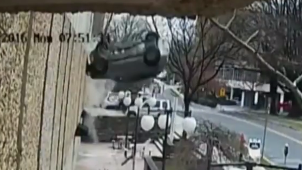 Audi Q5 Flying - Sputnik International