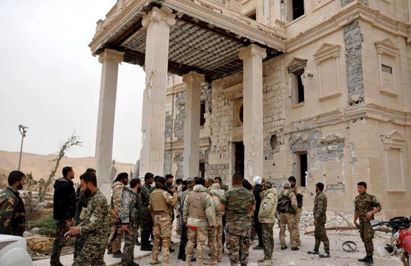 Liberation of Palmyra: Daesh Decimated, Peace Restored, Raqqa in Sight - Sputnik International