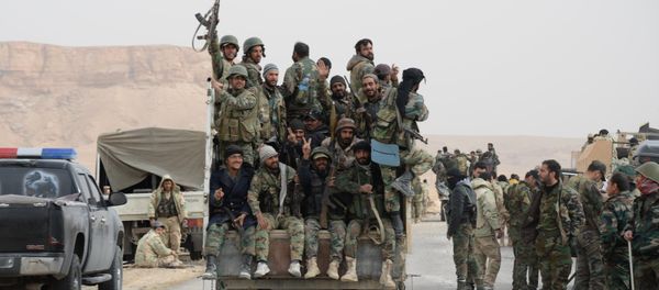 Syrian army and militias fight for Palmyra Syrian army and militias fight for Palmyra - Sputnik International