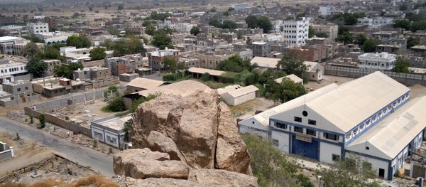 A general view shows the Yemeni town of Jaar in the southern restive region of Abyan. (File) A general view shows the Yemeni town of Jaar in the southern restive region of Abyan. (File) - Sputnik International