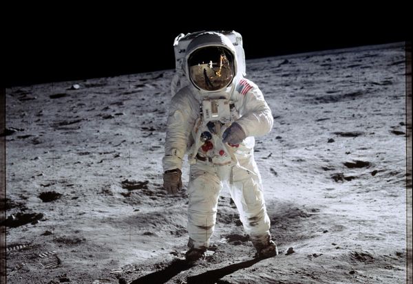 Poll: Over Half of Russians Don't Believe America Landed on the Moon Poll: Over Half of Russians Don't Believe America Landed on the Moon - Sputnik International