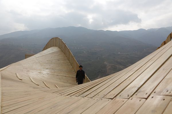 A View to Die For: World's Scariest Skywalks and Observation Points - Sputnik International