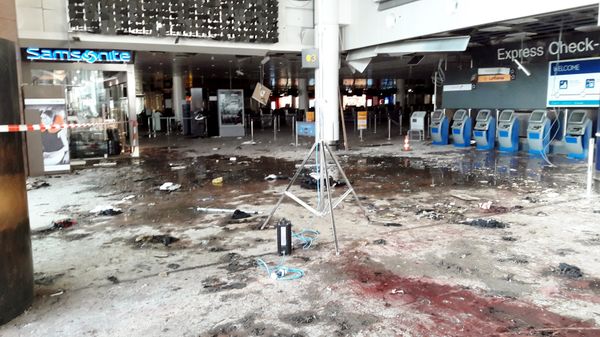 Damage is seen inside the departure terminal following the March 22, 2016 bombing at Zaventem Airport, in these undated photos made available to Reuters by the Belgian newspaper Het Nieuwsblad, in Brussels, Belgium, March 29, 2016.  - Sputnik International