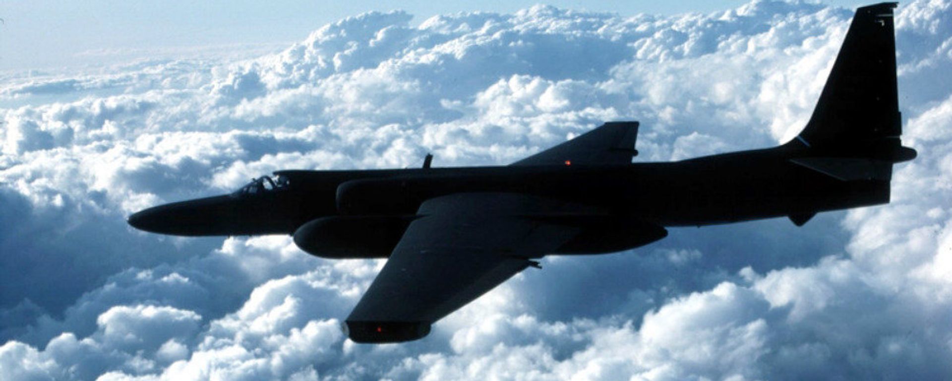 This undated US Air Force photo shows a U-2 spy plane which is expected to be used by the US in the war against terrorism This undated US Air Force photo shows a U-2 spy plane which is expected to be used by the US in the war against terrorism - Sputnik International, 1920, 29.04.2021