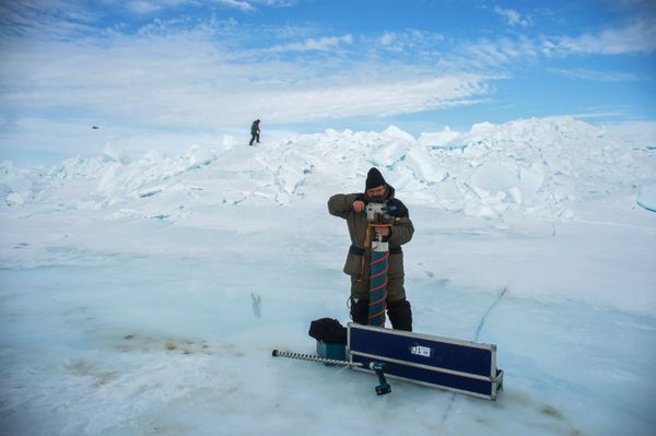 Global Warming Alert: Arctic Ice Continues to Melt Like Butter Global Warming Alert: Arctic Ice Continues to Melt Like Butter - Sputnik International