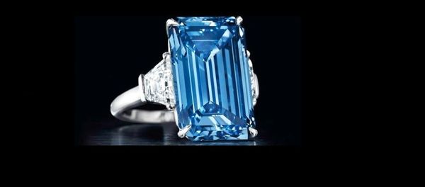 The Oppenheimer Blue diamond, which goes to the auction at Christie's Geneva on May 18. - Sputnik International
