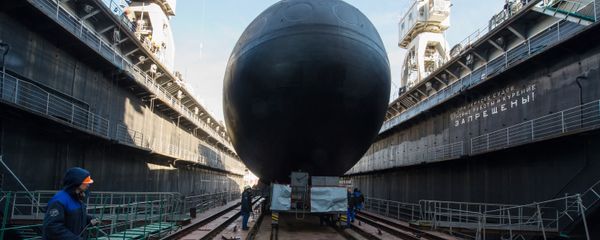 The launch of The Veliky Novgorod diesel-electric submarine of the Project 636 for Black Sea Fleet at the Admiralty Shipyard in St. Petersburg The launch of The Veliky Novgorod diesel-electric submarine of the Project 636 for Black Sea Fleet at the Admiralty Shipyard in St. Petersburg - Sputnik International
