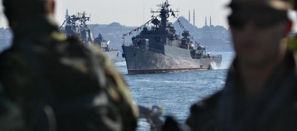 Turkish Navy commandos stand guard at Turkish Navy frigate TCG Salihreis. (File) Turkish Navy commandos stand guard at Turkish Navy frigate TCG Salihreis. (File) - Sputnik International