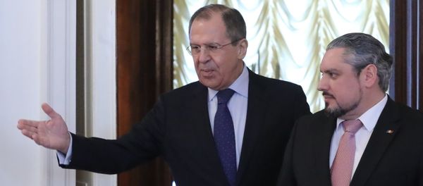 Russian Foreign Minister Sergei Lavrov meets with his Moldovan counterpart Andrei Galbur - Sputnik International