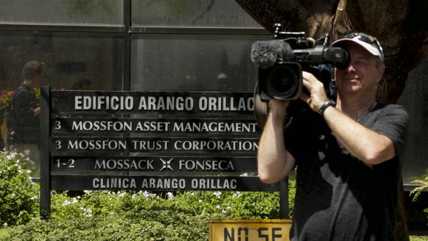 A cameraman films outside the Arango Orillac Building that lists the Mossack Fonseca law firm in Panama City, Tuesday, April 5, 2016 A cameraman films outside the Arango Orillac Building that lists the Mossack Fonseca law firm in Panama City, Tuesday, April 5, 2016 - Sputnik International