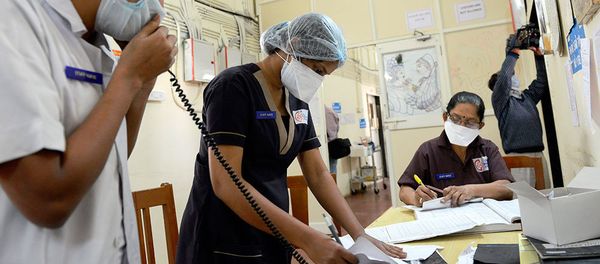 Indian medical staff at Ahmedabad Civil Hospital Indian medical staff at Ahmedabad Civil Hospital - Sputnik International