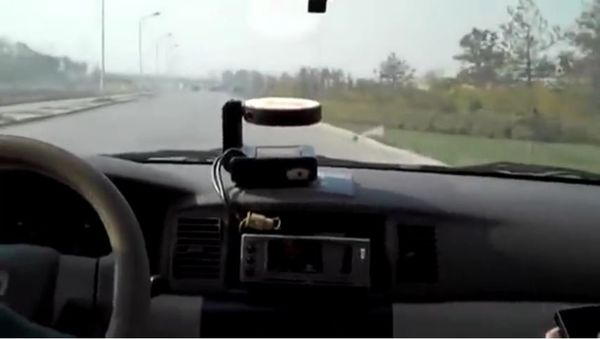 Crazy Chinese Taxi Driver - Sputnik International