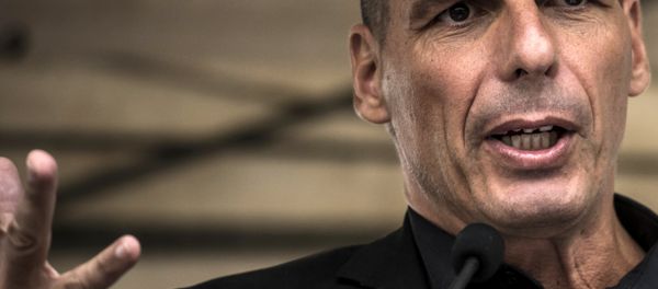 Former Greek Finance Minister Yanis Varoufakis speaks during the 43rd annual Fete de la Rose political meeting on August 23, 2015 in Frangy-en-Bresse. - Sputnik International