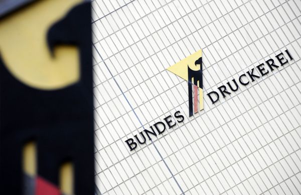 The logo of the German Federal Printing Office (Bundesdruckerei) is seen at their building in Berlin on October 4, 2010. - Sputnik International