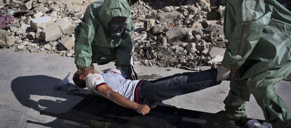 Volunteers take part in a simulation of how to respond to a chemical attack, in the northern Syrian city of Aleppo (File) - Sputnik International