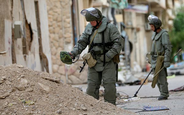 Experts from Russia's International Mine Action Center in Palmyra Experts from Russia's International Mine Action Center in Palmyra - Sputnik International