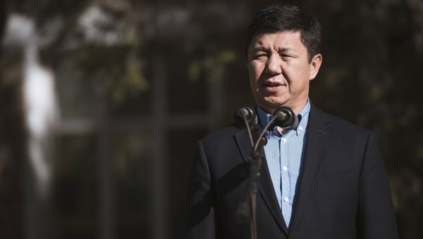 Kyrgyz Prime Minister Temir Sariyev at a meeting with journalists during elections to Kyrgyzstan's one-house parliament. (File) - Sputnik International