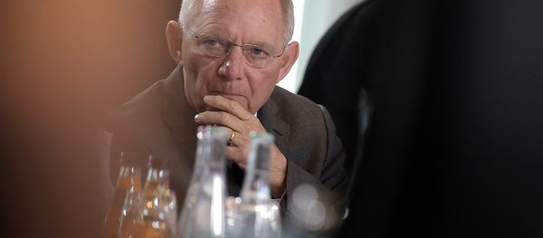 German Finance Minister Wolfgang Schaeuble attends for the weekly cabinet meeting on March 23, 2016 at the Chancellery in Berlin. - Sputnik International