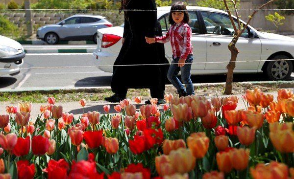 Tulips in Tehran Tulips in Tehran - Sputnik International