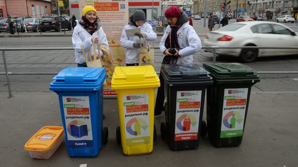 Mobile waste sorting and collection points - Sputnik International
