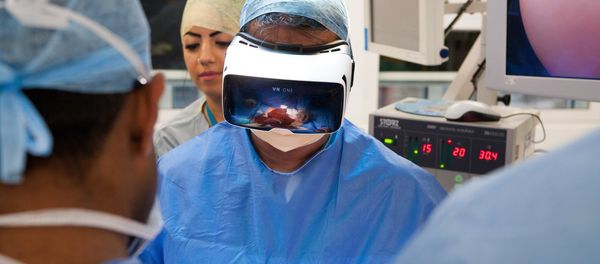 Combining 360 video, 3D and interactive content, The Virtual Surgeon™ puts you inside the operating theatre overseeing an operation through the eyes of the consultant surgeon. - Sputnik International