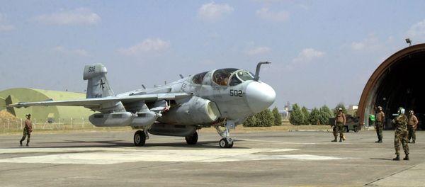 U.S. Air Force servicemen prepare an EA-6B prowler, a radar jamming plane, at the Incirlik air base in southern Turkey (File) U.S. Air Force servicemen prepare an EA-6B prowler, a radar jamming plane, at the Incirlik air base in southern Turkey (File) - Sputnik International