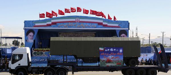 An Iranian military truck carries alleged parts of the S-300 missile system An Iranian military truck carries alleged parts of the S-300 missile system - Sputnik International