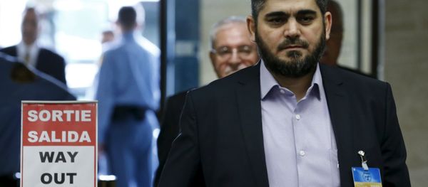 Mohamed Alloush of the Jaysh al Islam arrives with the delegation of the High Negotiations Committee (HNC) for a meeting with U.N. mediator Staffan de Mistura during Syria Peace talks at the United Nations in Geneva, Switzerland, April 13, 2016 - Sputnik International