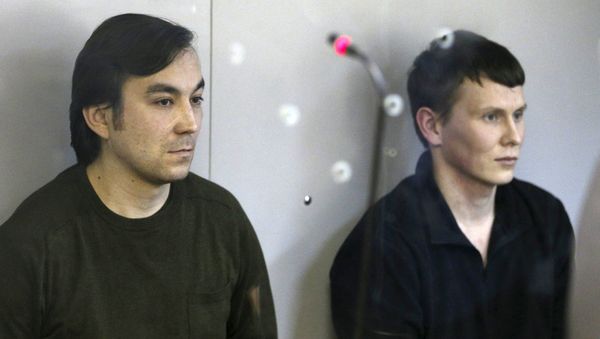 Yevgeny Yerofeyev (L) and Alexander Alexandrov - Sputnik International